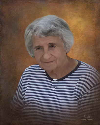 Helga Helen Lukowitsch Profile Photo
