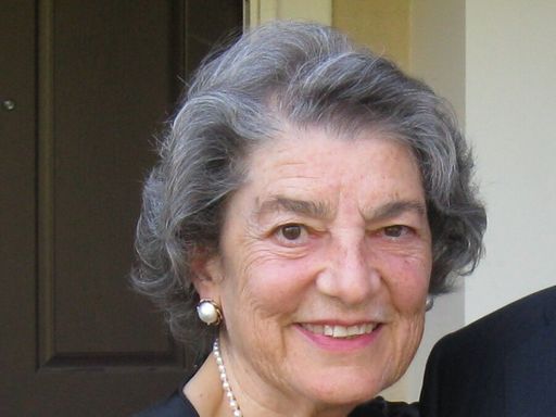 Esther R Kosin