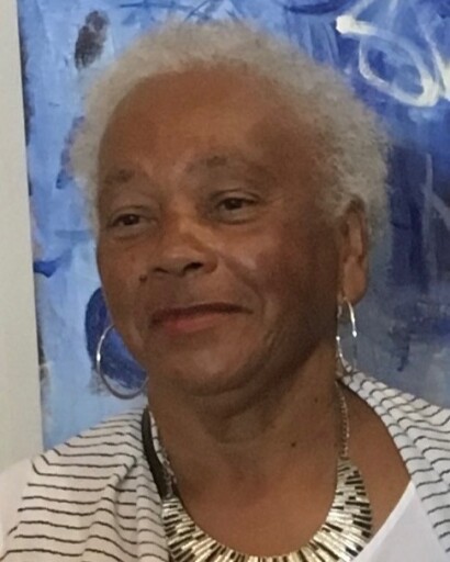 Gloria Holmes's obituary image