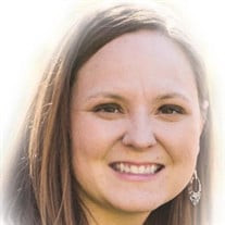 Kirsten Lynne Helm Profile Photo