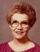 Mae Jean Holcomb Profile Photo