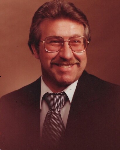 Larry Smiley's obituary image