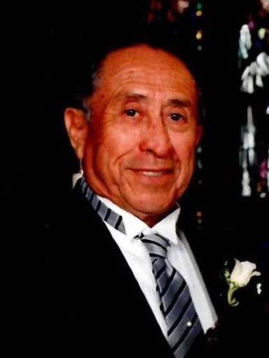 Robert Hernandez  Sr. Profile Photo