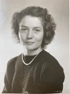Nellie Cox Profile Photo