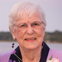 Lois Elaine DeYoung Profile Photo