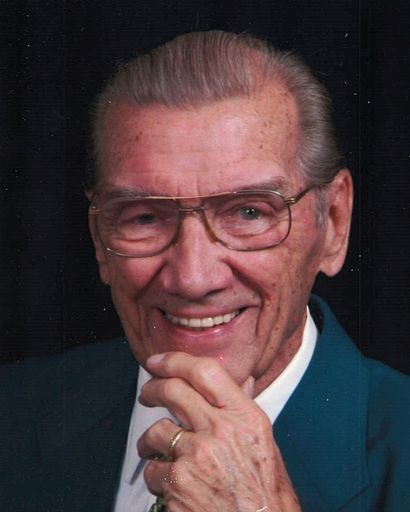 Wolfgang Frank Bienwald's obituary image