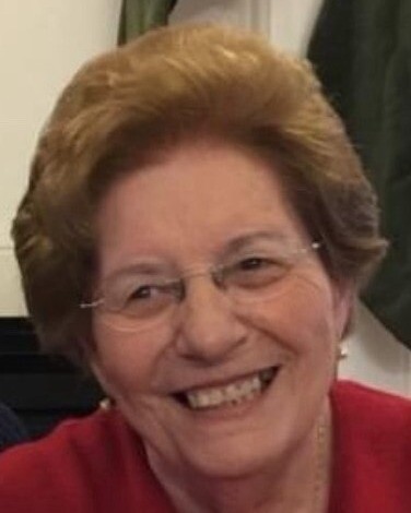 Maria Julia Garcia Correia Serpa