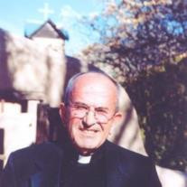 Father Casimiro Roca-Toscas Profile Photo