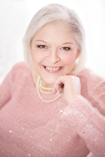 Christine Ruth Featherston Profile Photo