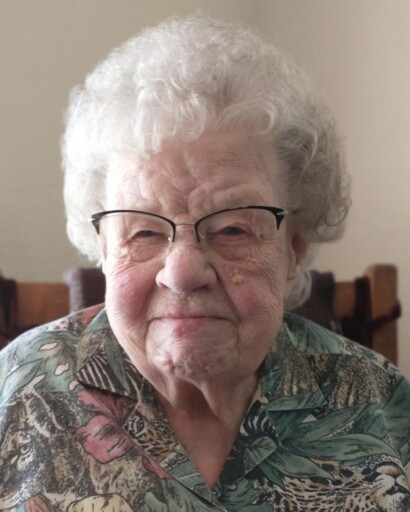A. Maxine Lundene's obituary image