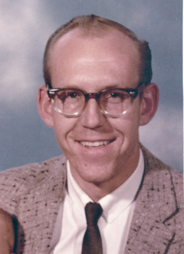 Robert "Bob" Lowder