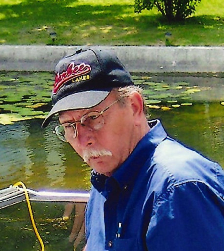 Robert L. "Bob" Stolze Jr.