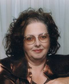 Lynda Pilkington Profile Photo