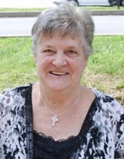 Elizabeth "Betty" (Crusie)  Koch