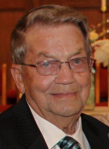 Robert E. "Bob" Flanders