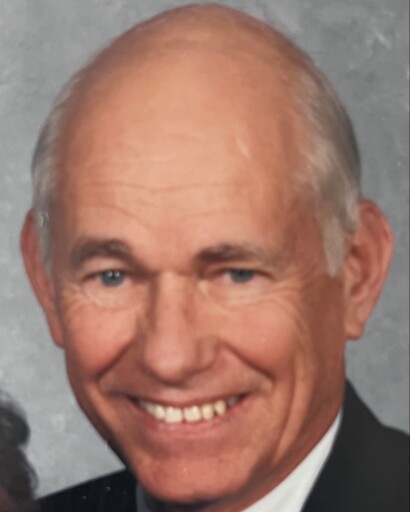 Lester E. Bennett Profile Photo