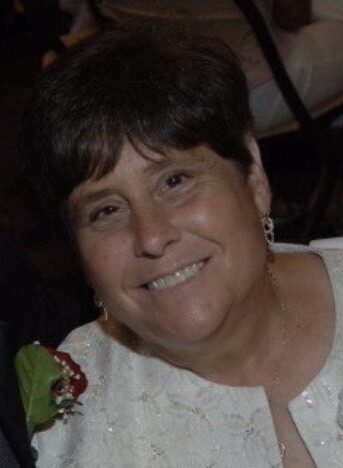 Linda Pitzen's obituary image