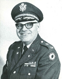 Col. A.Lee Lundquist (Ret.)