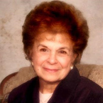 Evelyn Menaldi