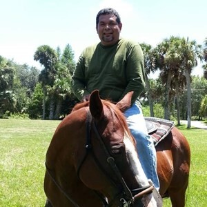 Guillermo Flores Profile Photo