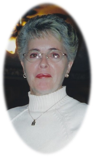 Carolyn (English)  Hall Profile Photo