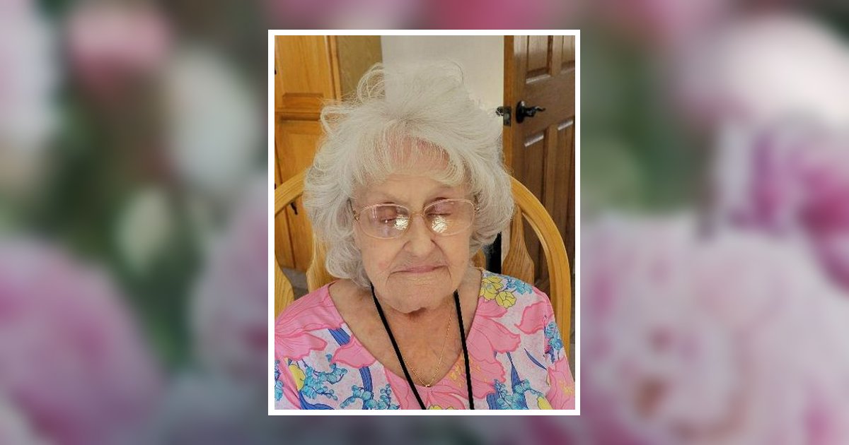 Stella L. Viola Obituary May 23, 2024 - Devlin-Gatcha Funeral Home