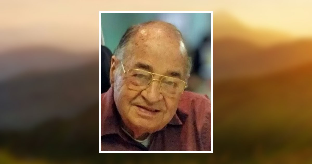 Robert "Max" Maxwell Reed