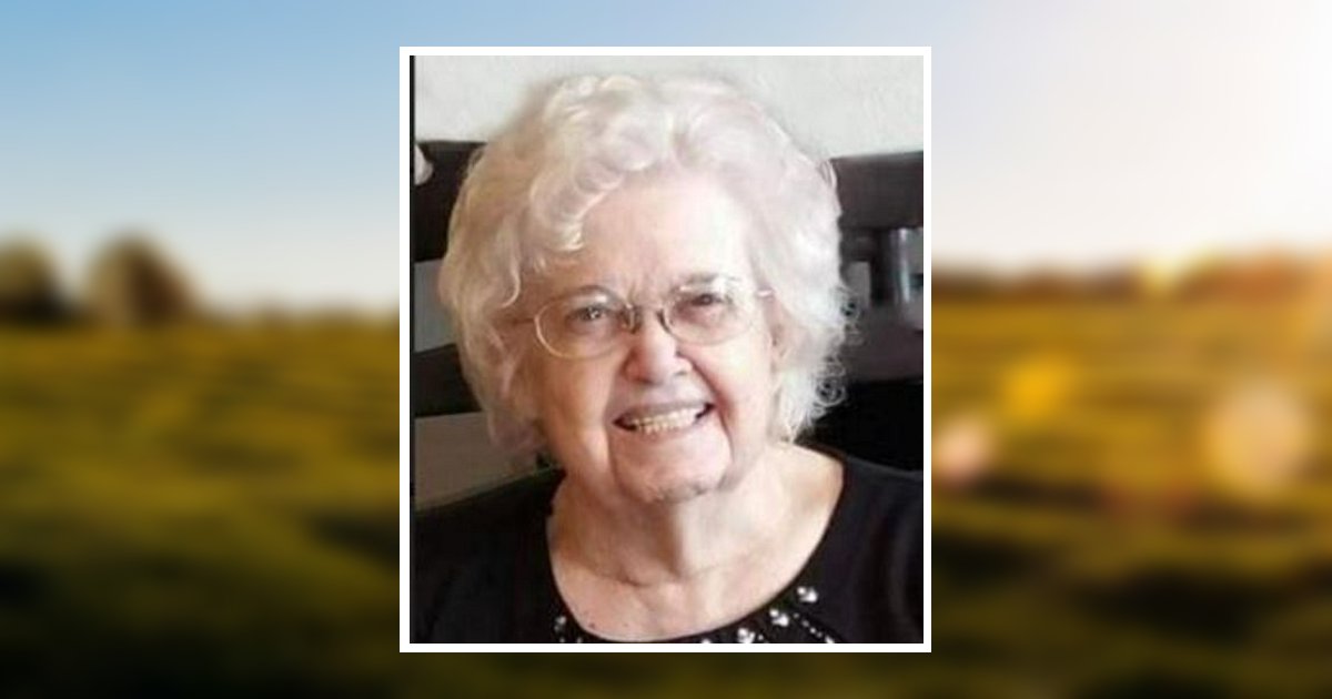 Mary Lou Peterson Obituary December 18, 2021 OakCrest Funeral Home