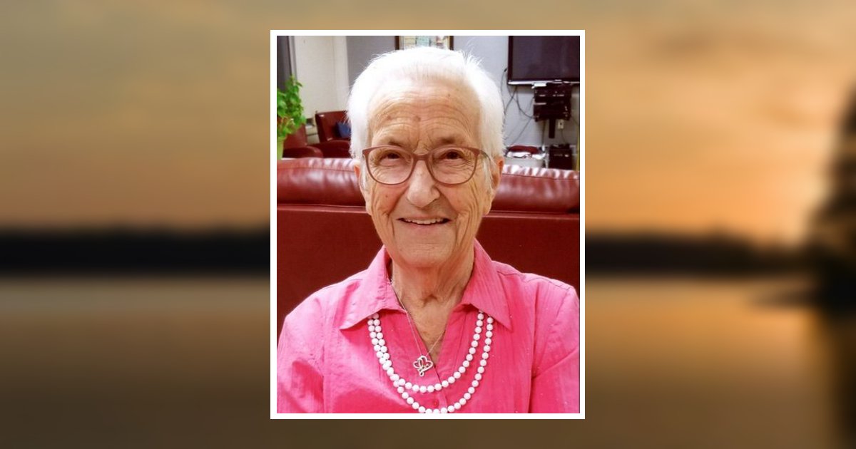 Susanna (Sue) Schmidt (nee Hildebrand) Obituary 2023 Wiebe Funeral Home