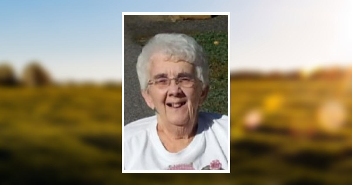 Maureen B. Atwood Obituary 2016 Bryant Funeral Homes & Crematory
