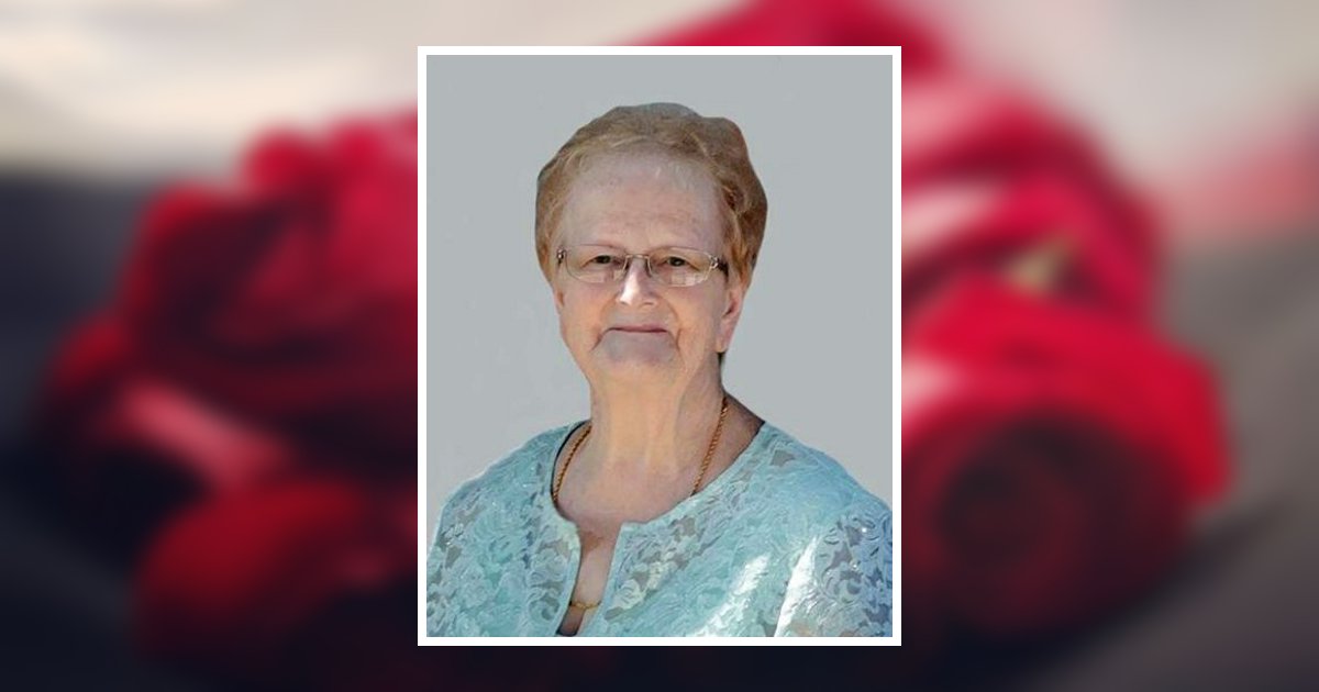 Portrait of Linda Kay Market