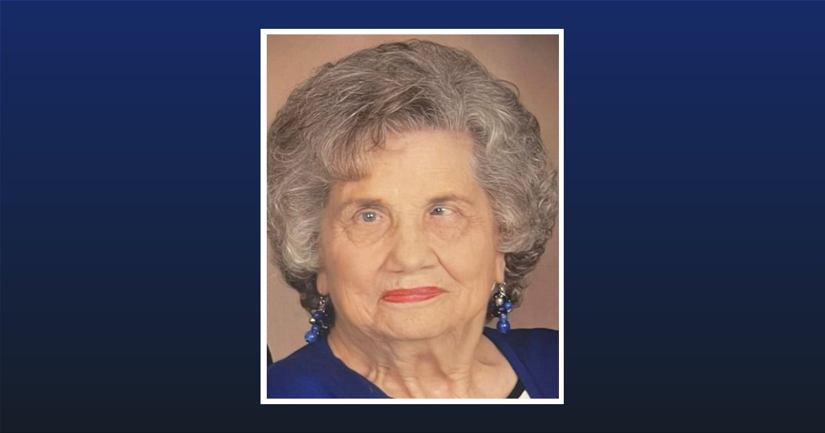 Dorothy "Dot" Lee