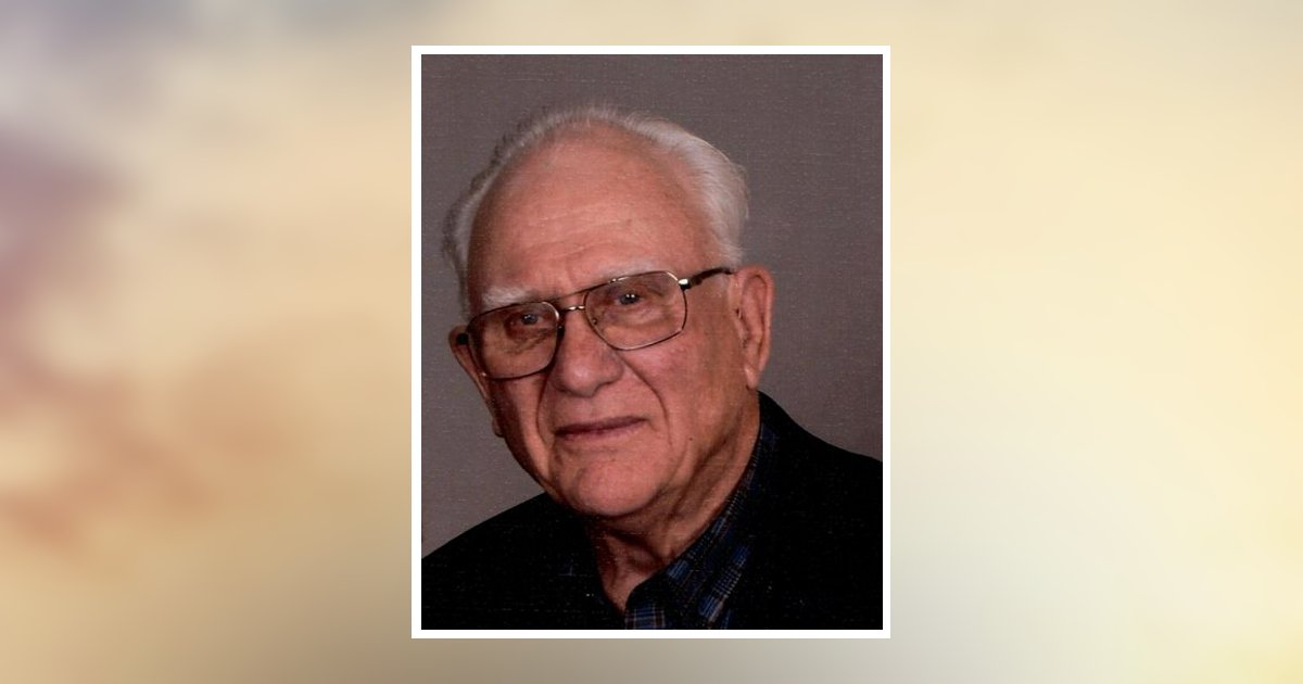 Larry J. Kuehner Obituary, Centralia, MO
