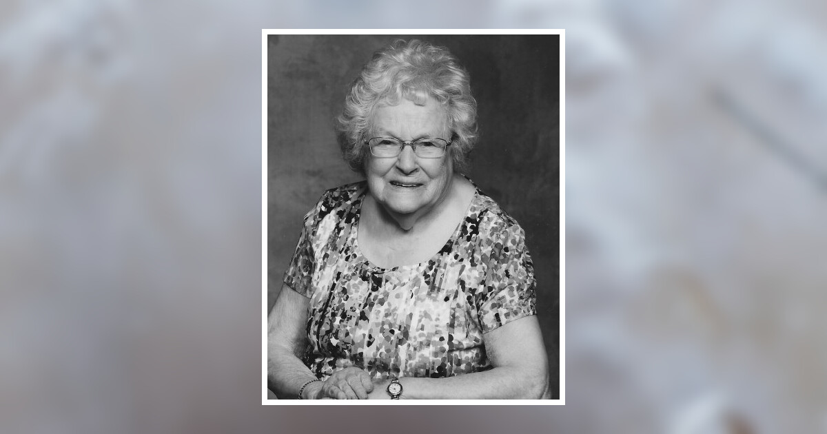 Maurine Schwalm Obituary 2023 - Tubman Funeral Homes