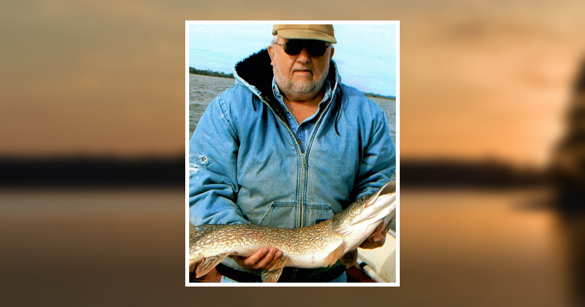 Ronnie Klagstad caught this 32.5″ Northern Pike in Cuyahoga River